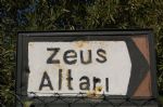 Zeus Altarı