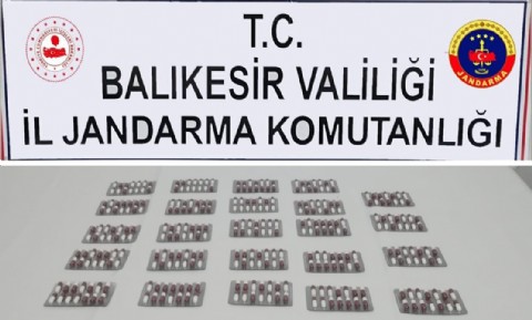 Ayvalık'ta Uyuşturucu Şüphelisi Çift Yakalandı