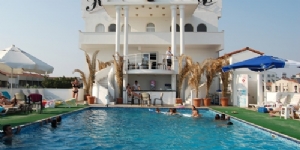 Hotel Mare Tesis Fotoğrafı